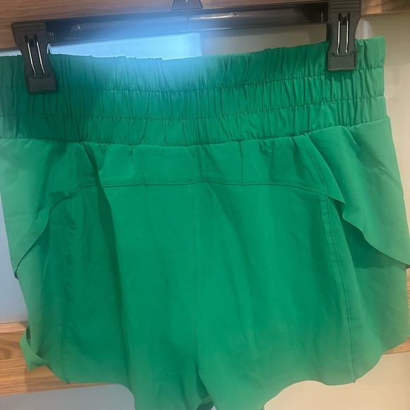 SPANX Green Apparel - Picture 7 of 8